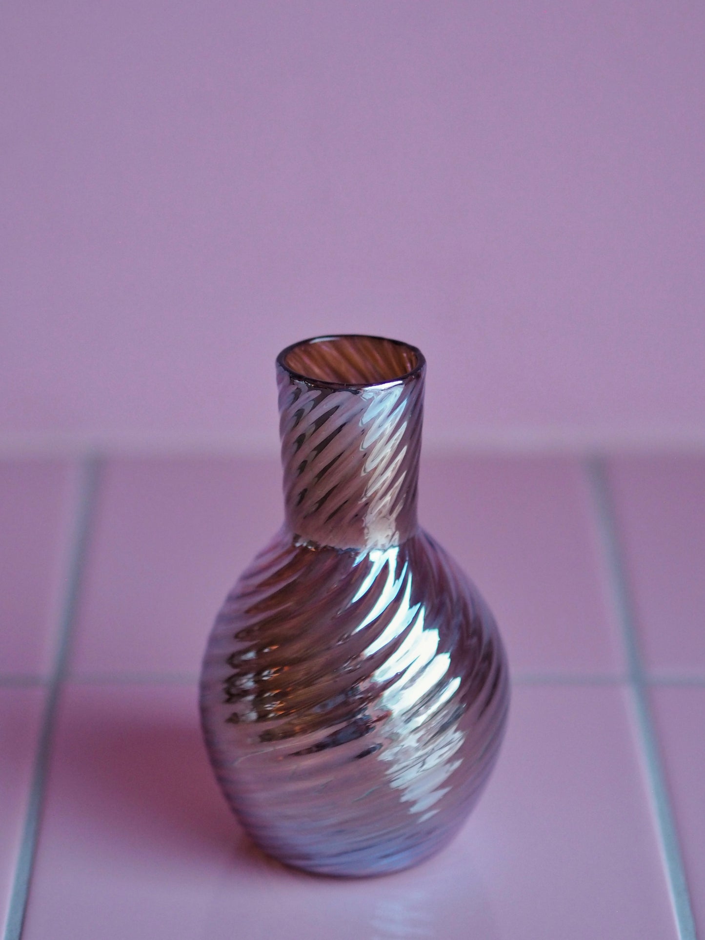 Spiral Vase by Katztudio