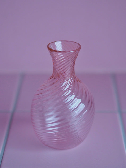 Spiral Vase by Katztudio