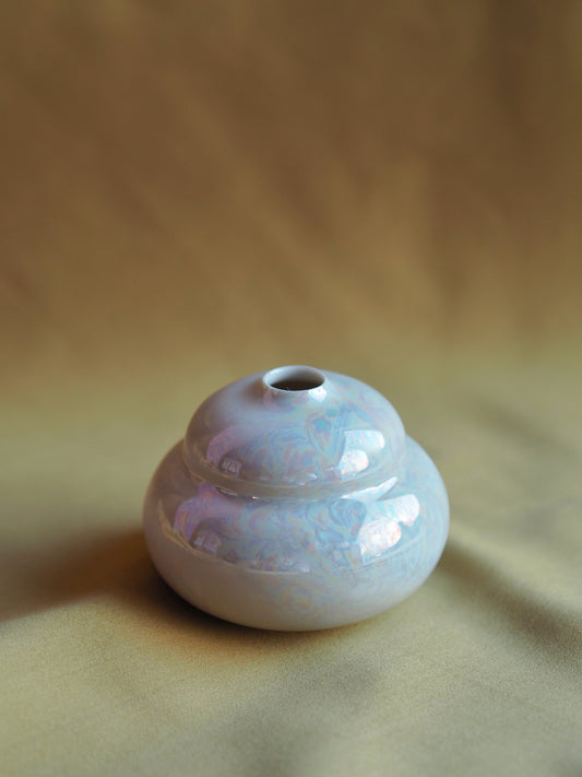 PUMPA vase by Laura Itkonen